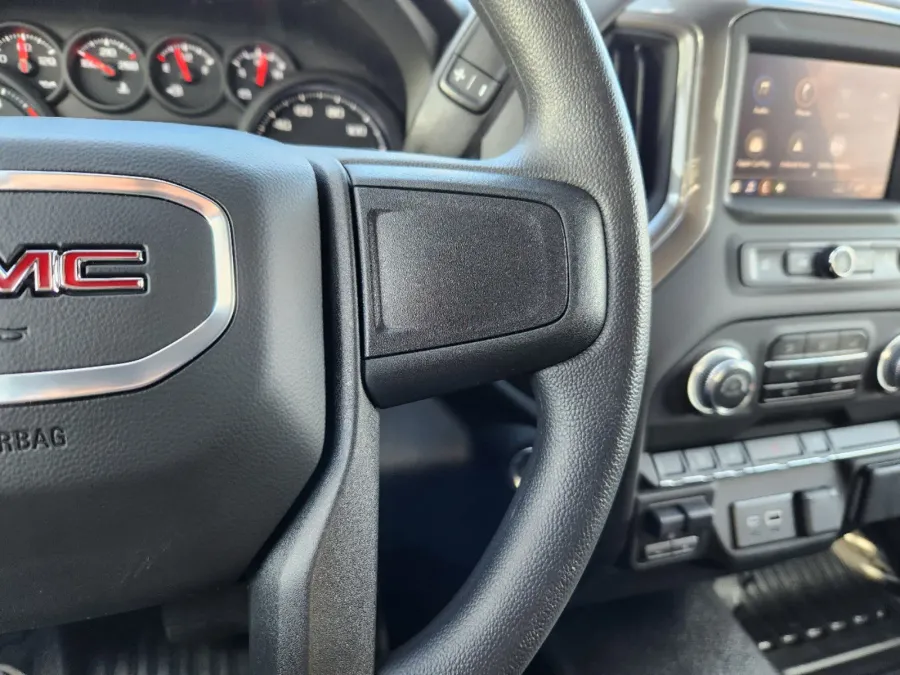 2025 GMC Sierra 3500HD CC Pro | Photo 25 of 30