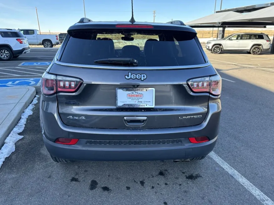 2020 Jeep Compass Limited | Photo 6 of 16