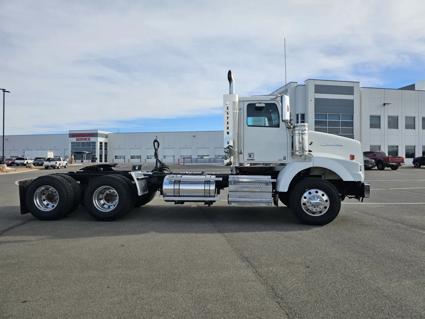 2020 Western Star 4900SA | Photo 5 of 19