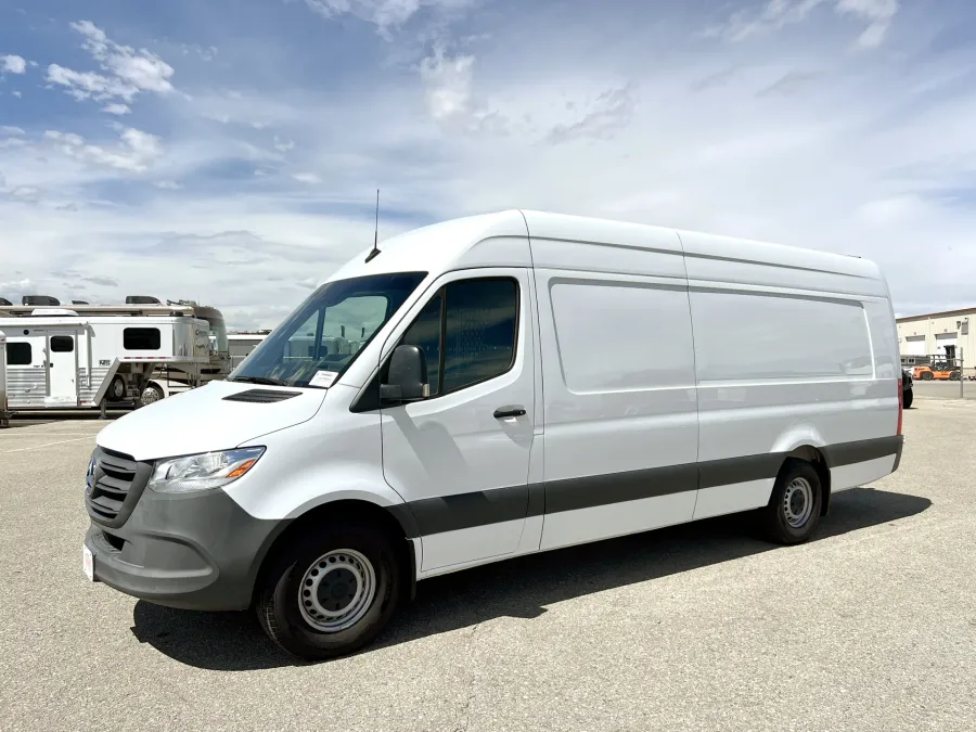 2022 Mercedes Benz Sprinter 2500 | Photo 17 of 20