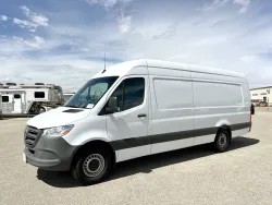 2022 Mercedes Benz Sprinter 2500 | Thumbnail Photo 17 of 20