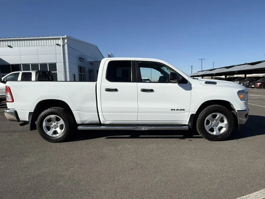 2019 RAM 1500 Tradesman | Photo 5 of 14