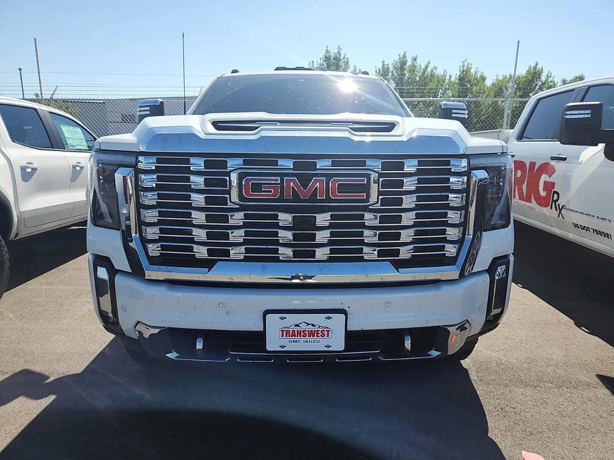 2024 GMC Sierra 3500HD Denali 