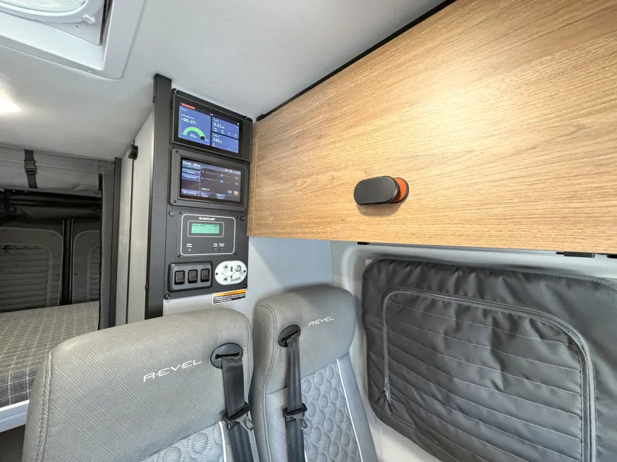 2025 Winnebago Revel 44E | Photo 11 of 15