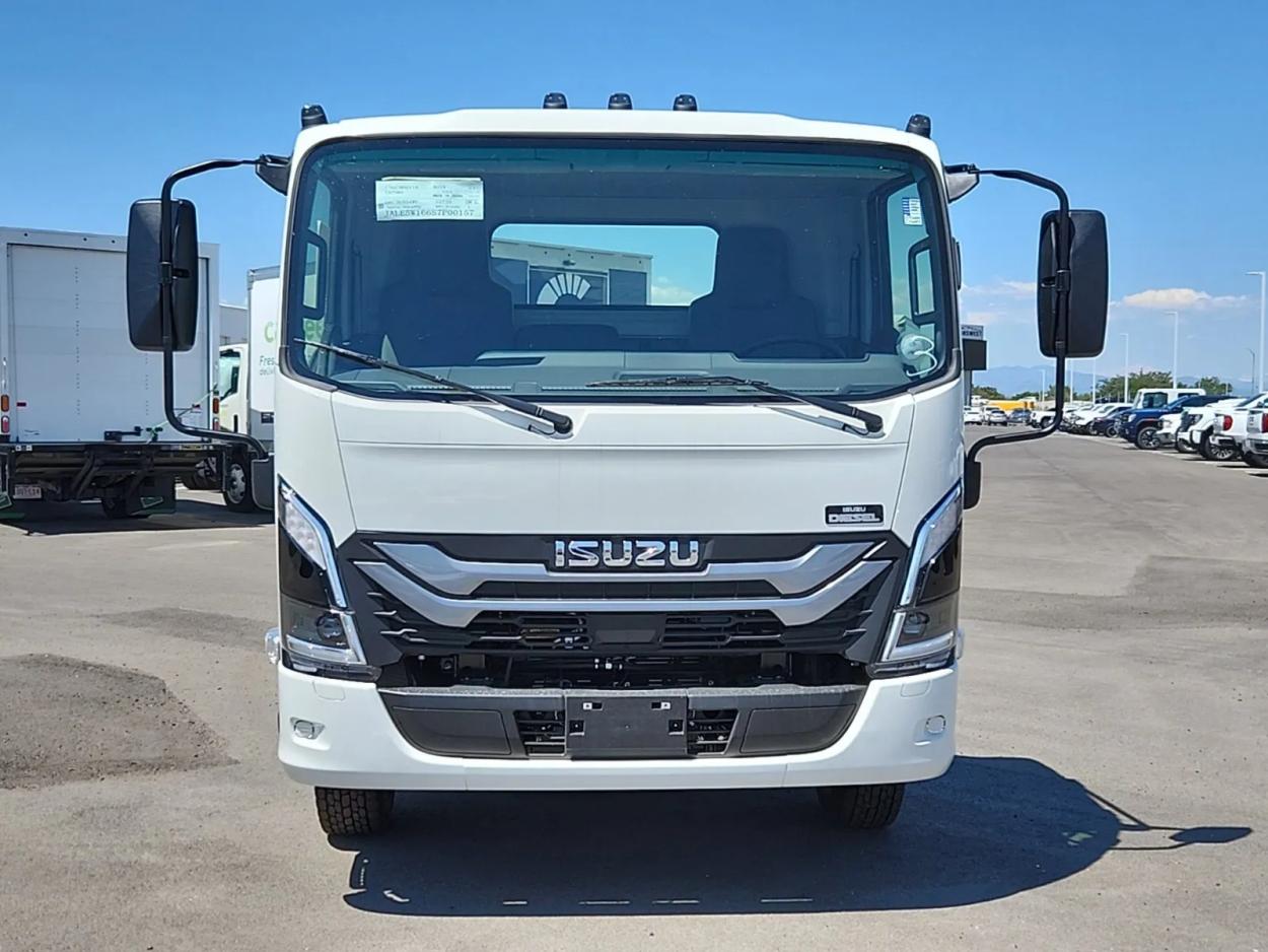 2025 Isuzu NRR DIESEL CAB CHASSIS 150 WHEELBASE 