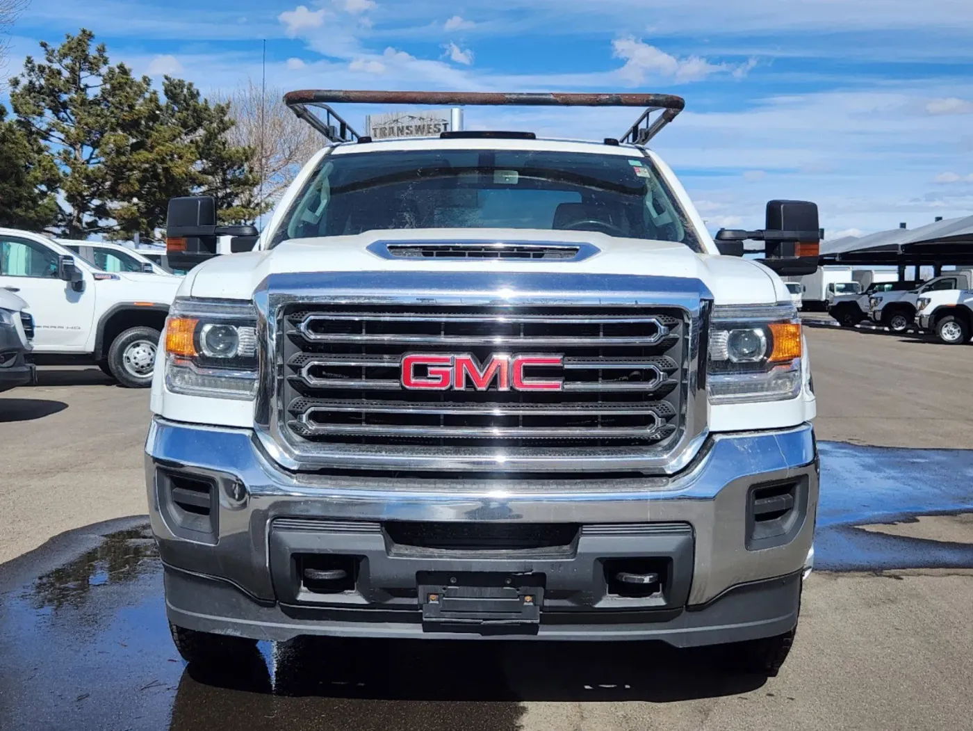 2018 GMC Sierra 3500HD | Photo 4 of 35