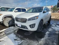 2016 Kia Sorento SXL | Thumbnail Photo 2 of 3