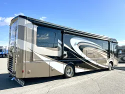 2016 Winnebago Journey 36M | Thumbnail Photo 18 of 29