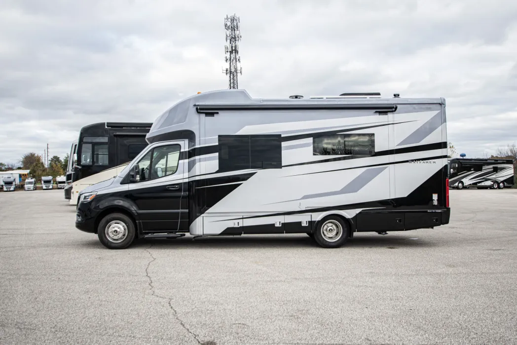 2025 Tiffin Wayfarer 25 XRW 