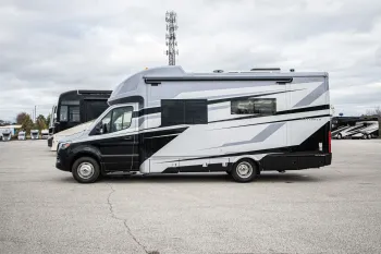 2025 Tiffin Wayfarer 25 XRW