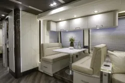 2024 Emerald Prevost H3-45 | Thumbnail Photo 5 of 24