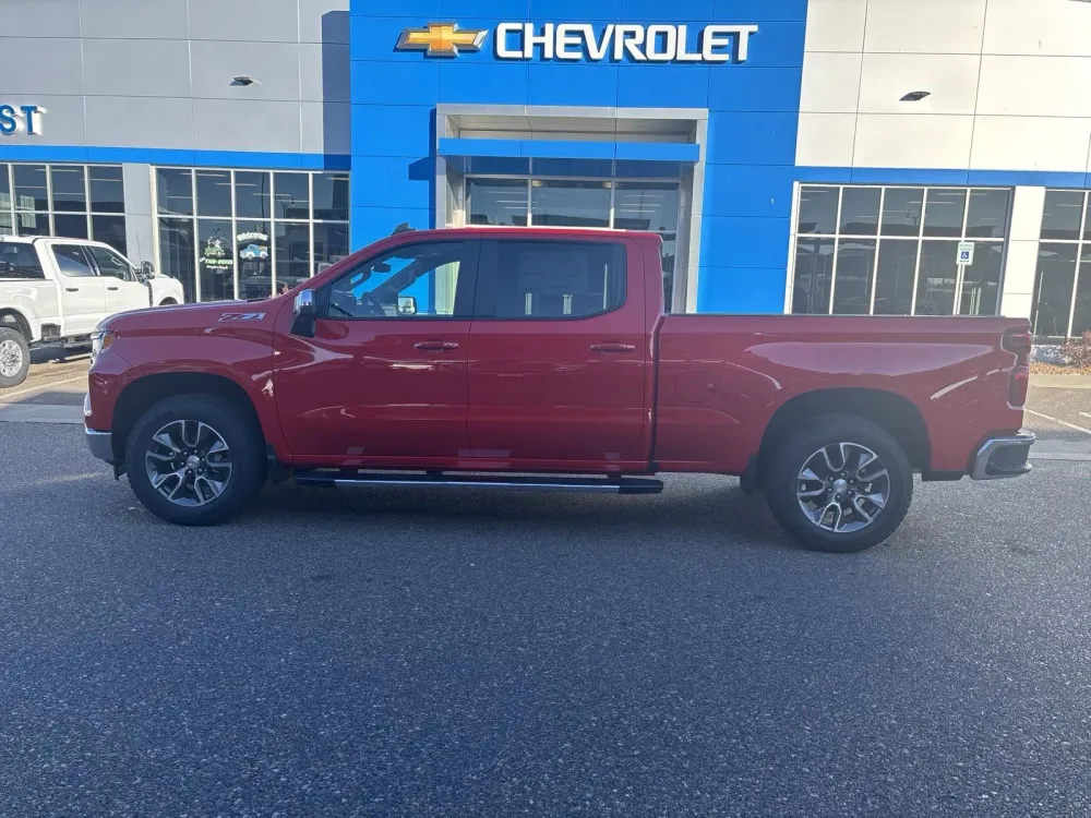 2025 Chevrolet Silverado 1500 LT