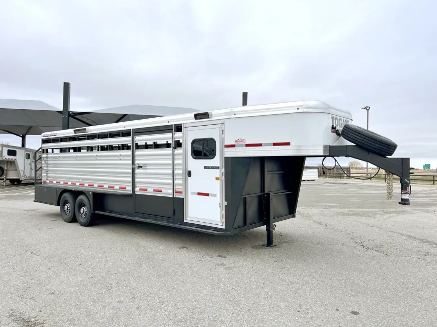 2025 Logan Coach Ranch Hand | Photo 1 of 19