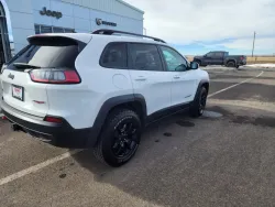 2022 Jeep Cherokee Trailhawk | Thumbnail Photo 4 of 21