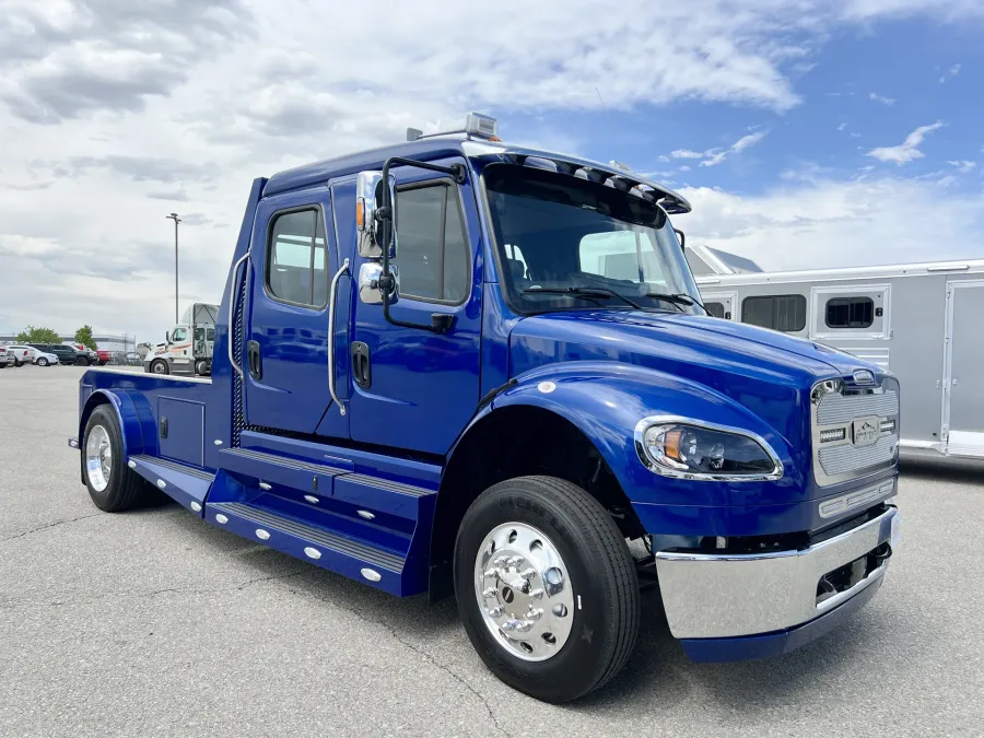 2024 Freightliner M2 106 Plus Summit Hauler | Photo 24 of 25