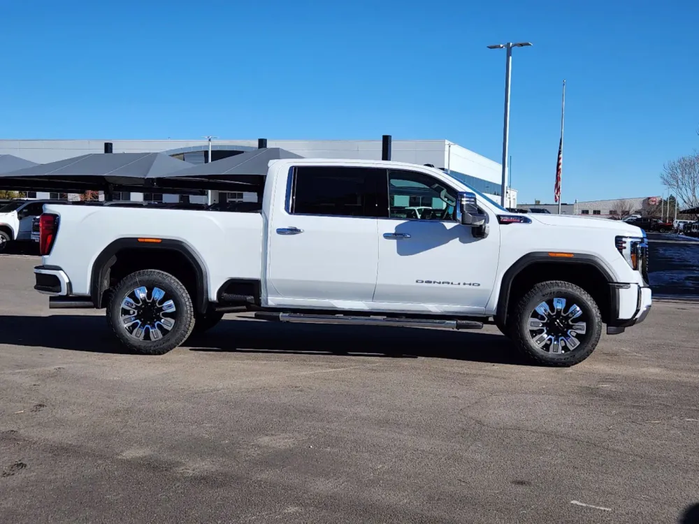 2025 GMC Sierra 2500HD Denali