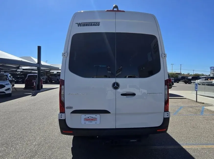 2022 Mercedes Benz Sprinter 3500XD | Photo 10 of 49