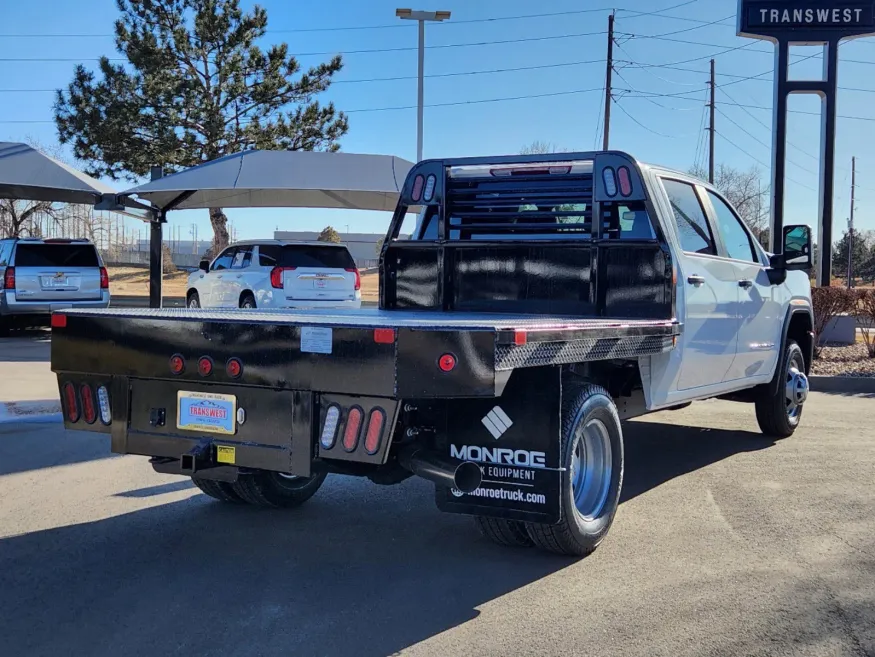 2025 GMC Sierra 3500HD CC Pro | Photo 2 of 29