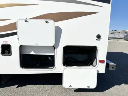 2013 Forest River Sunseeker 2450S | Thumbnail Photo 22 of 23