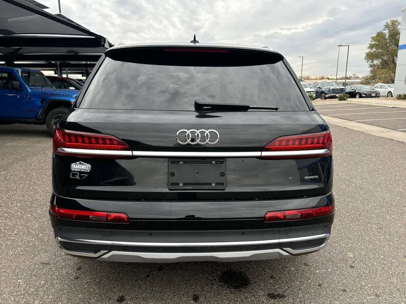 2022 Audi Q7 Premium | Photo 3 of 22