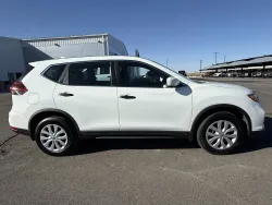 2018 Nissan Rogue S | Thumbnail Photo 5 of 15