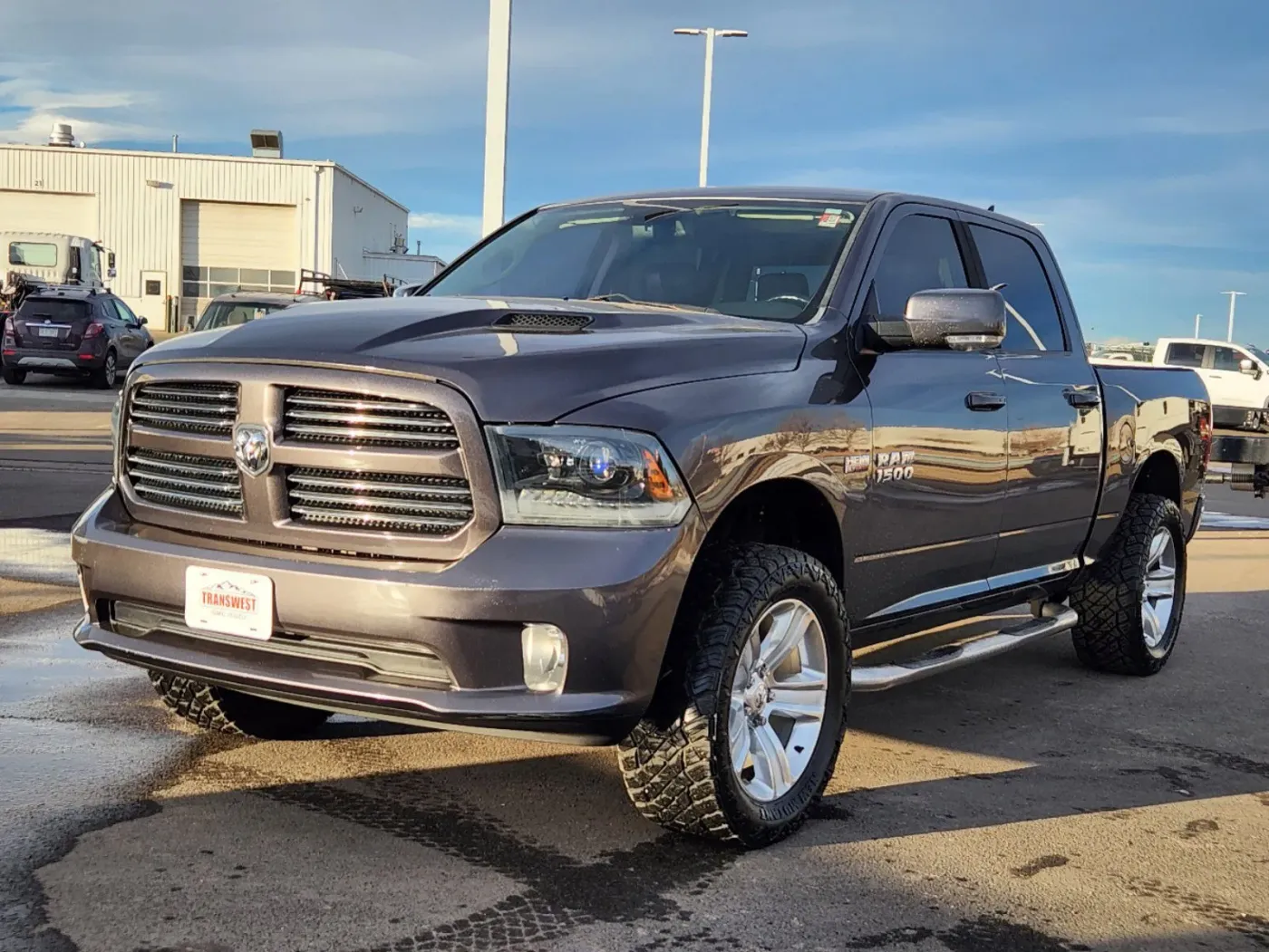 2015 RAM 1500 Sport | Photo 3 of 33