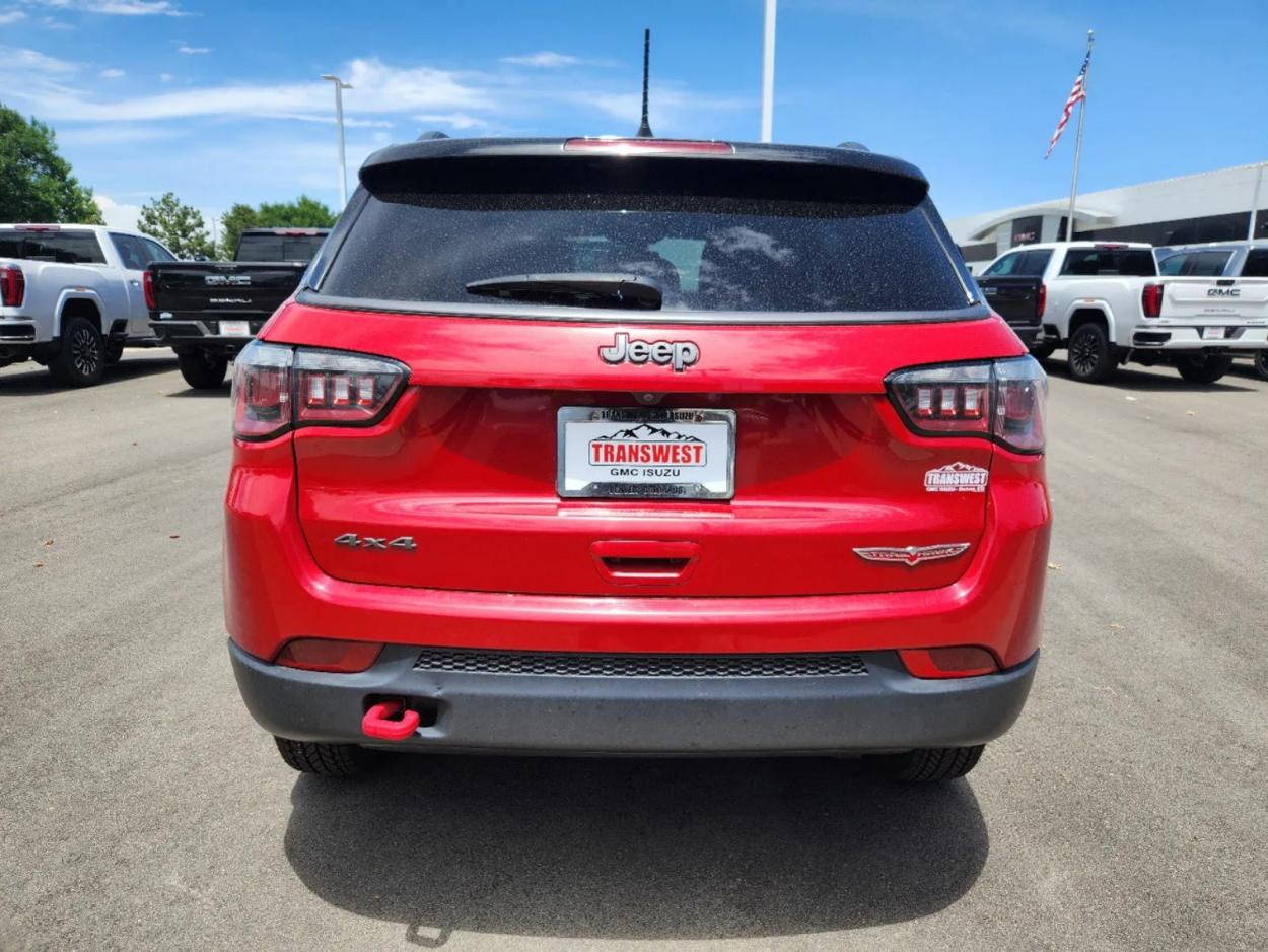 2018 Jeep Compass Trailhawk | Photo 12 of 31