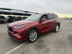 2022 Toyota Highlander Limited | Thumbnail Photo 3 of 17