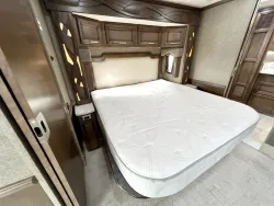 2019 Newmar Ventana 3709 | Thumbnail Photo 14 of 31