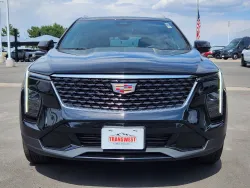 2024 Cadillac XT4 AWD Premium Luxury | Thumbnail Photo 4 of 29