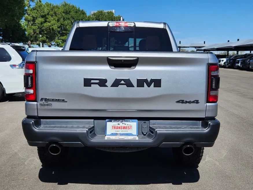 2023 RAM 1500 Rebel | Photo 14 of 31