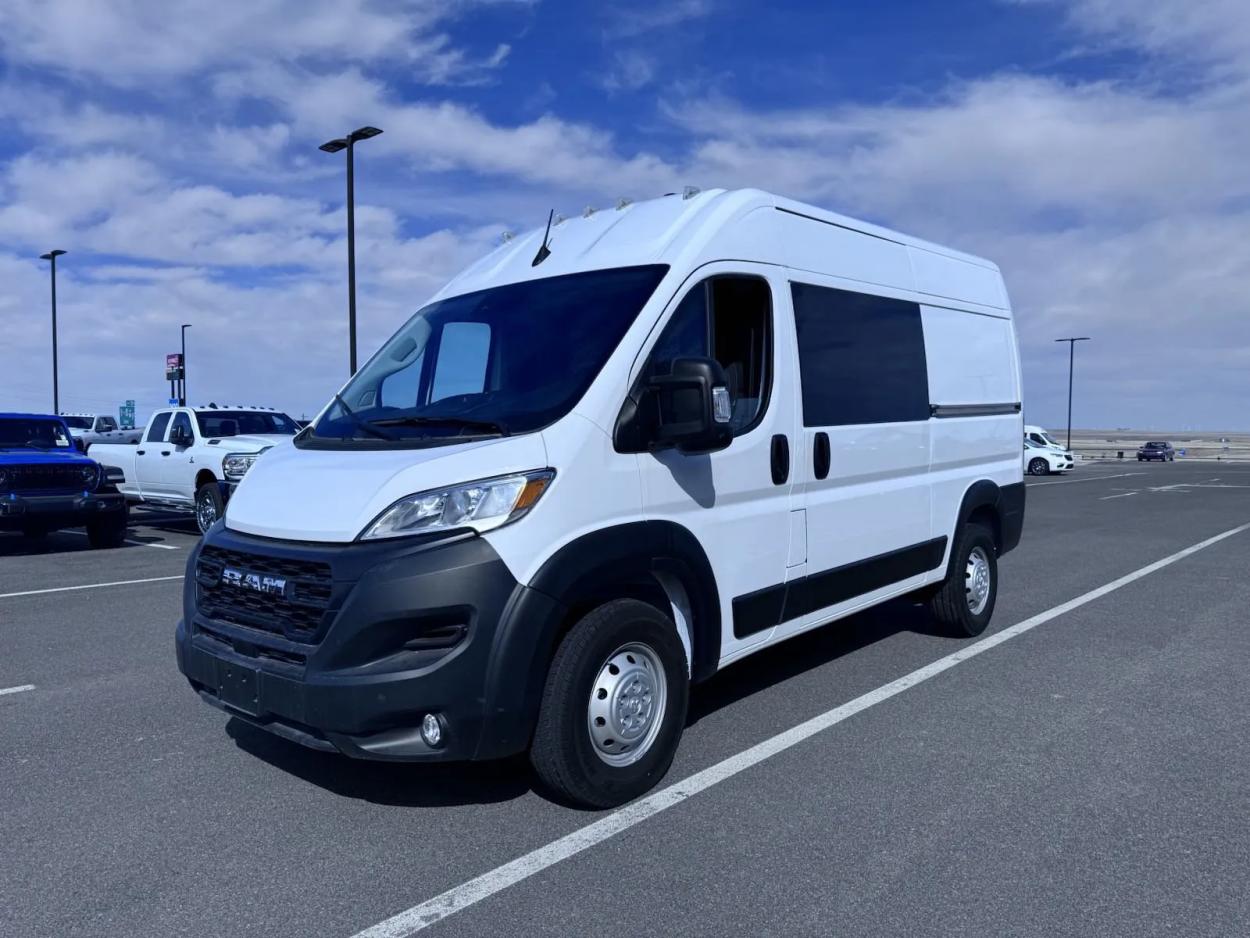 2023 RAM ProMaster Cargo Van | Photo 4 of 16