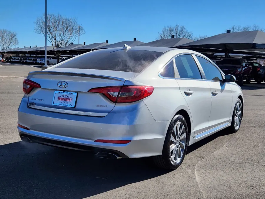 2017 Hyundai Sonata Sport | Photo 2 of 29