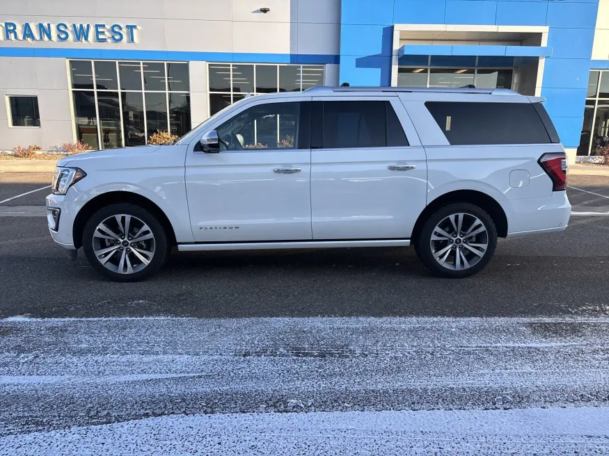 2021 Ford Expedition Max Platinum | Photo 1 of 26