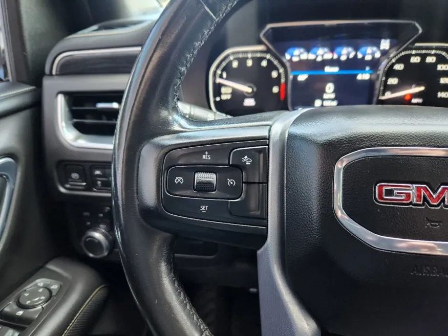 2021 GMC Yukon SLT | Photo 23 of 29