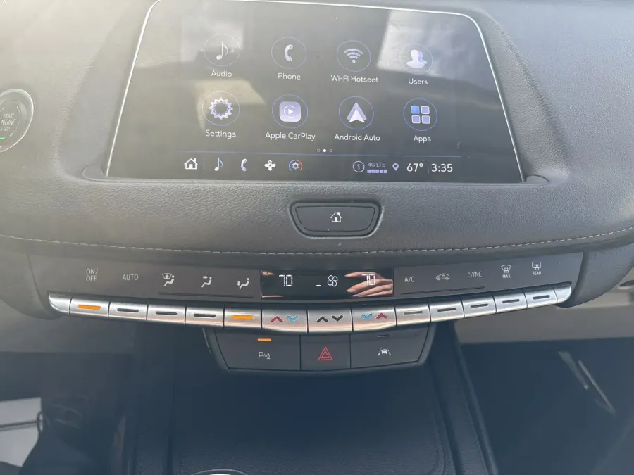 2023 Cadillac XT4 AWD Premium Luxury | Photo 16 of 20