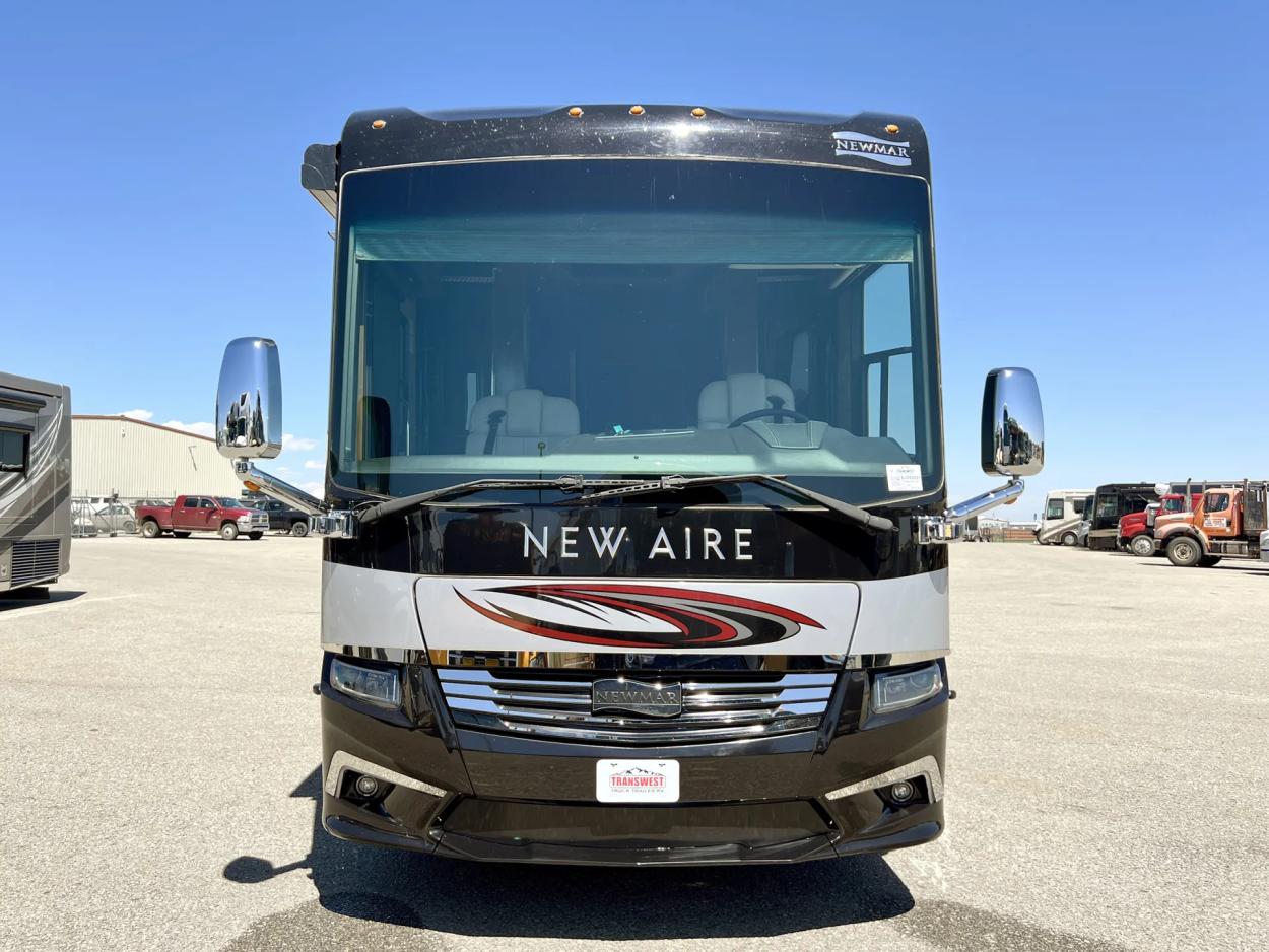 2019 Newmar New Aire 3341 | Photo 20 of 21