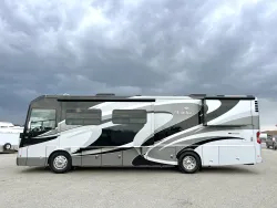 2014 Itasca Meridian 36M | Thumbnail Photo 21 of 30