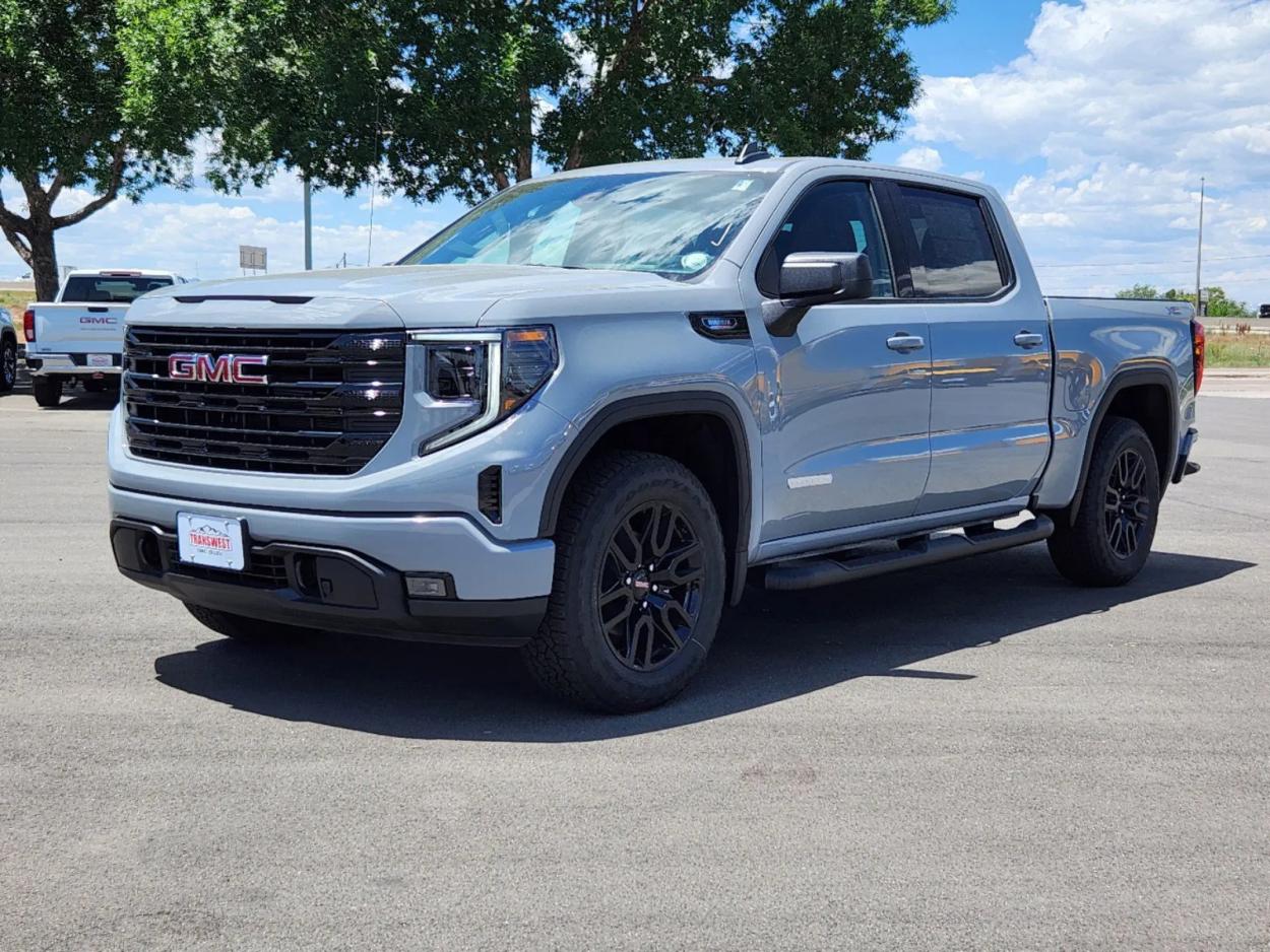 2024 GMC Sierra 1500 Elevation | Photo 3 of 27