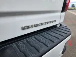 2024 GMC Sierra 3500HD Denali | Thumbnail Photo 15 of 32