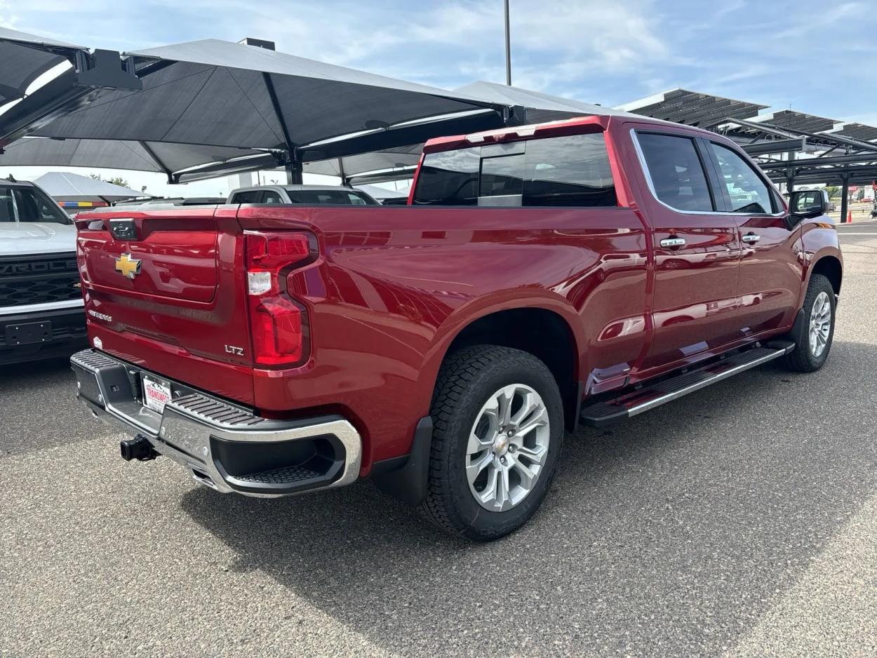 2024 Chevrolet Silverado 1500 LTZ | Photo 4 of 22