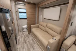 2025 Tiffin Wayfarer 25XRW | Thumbnail Photo 6 of 10