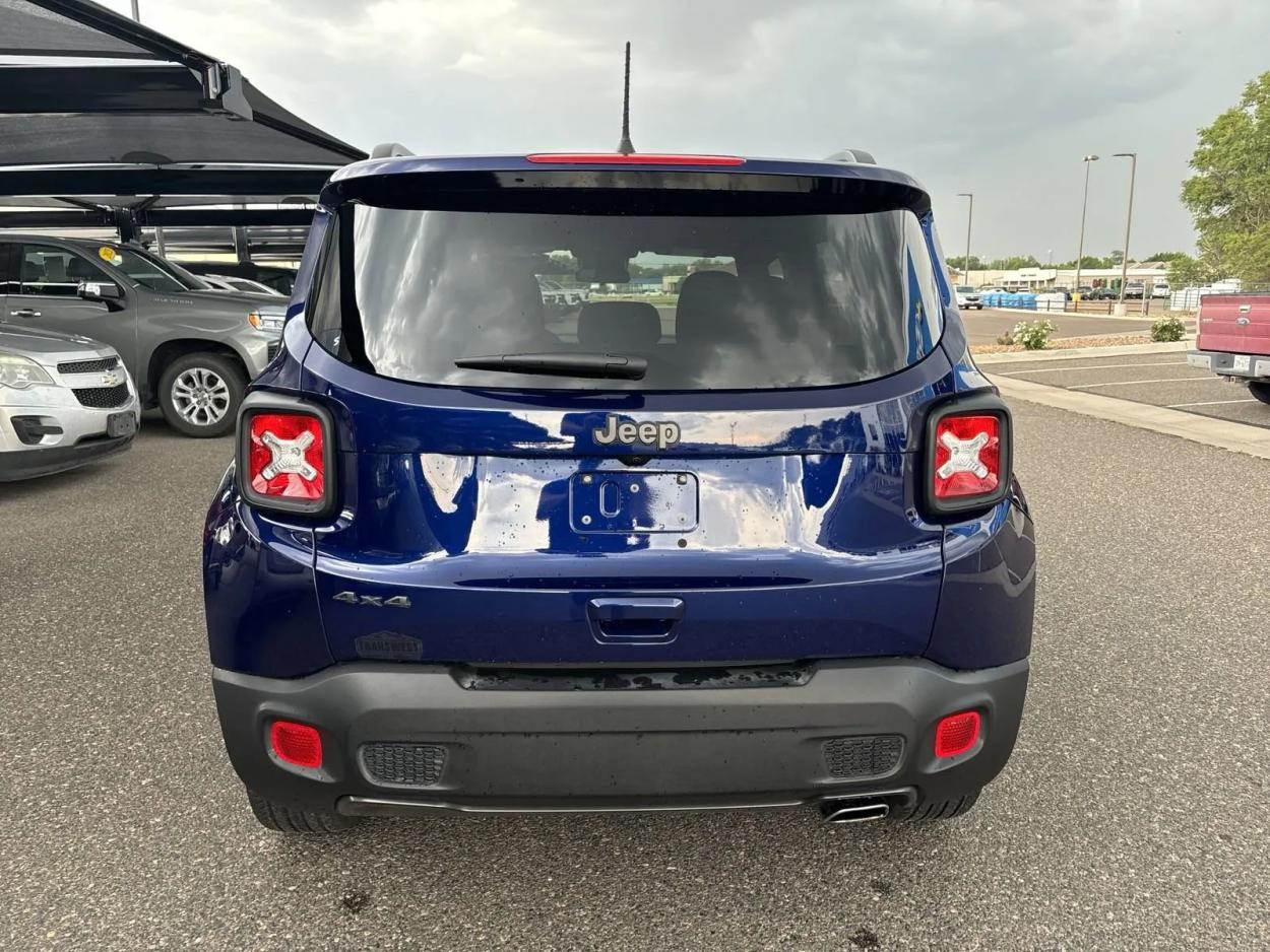 2021 Jeep Renegade 80th Anniversary | Photo 3 of 20