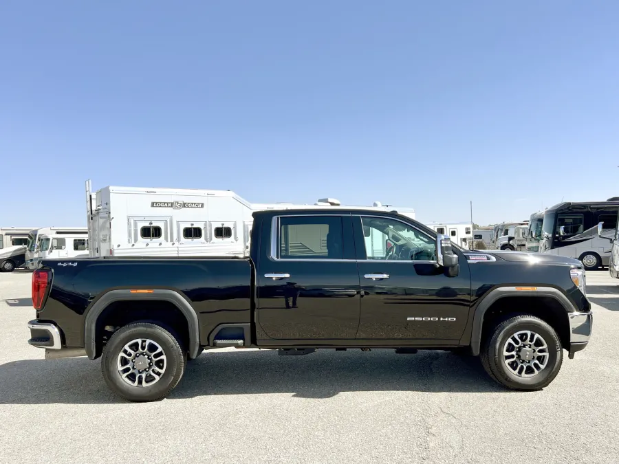 2023 GMC 2500 | Photo 15 of 20