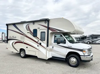 2016 Thor Four Winds 22B