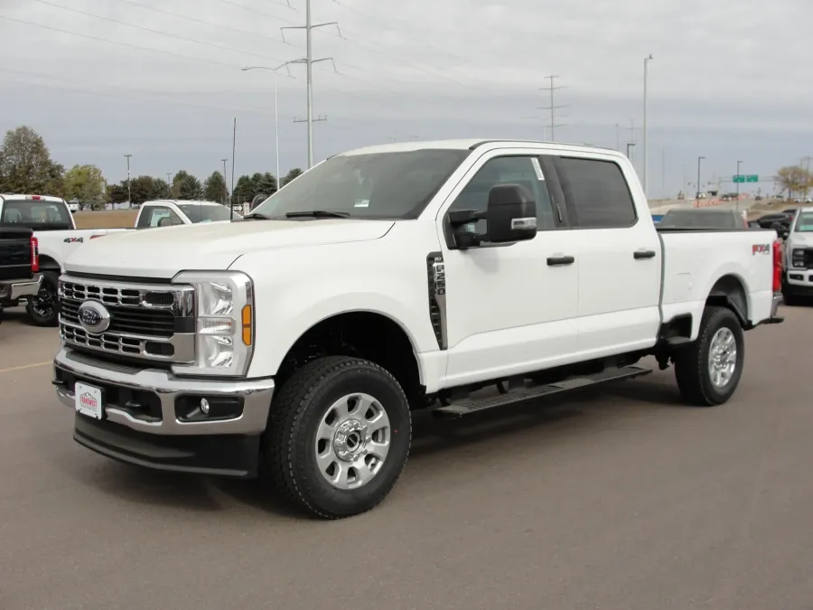 2024 Ford F250 | Photo 1 of 16