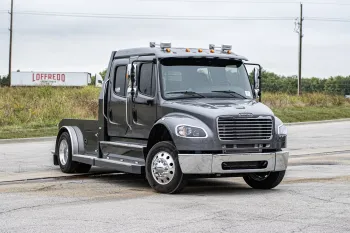 2023 Freightliner M2 106 Laredo