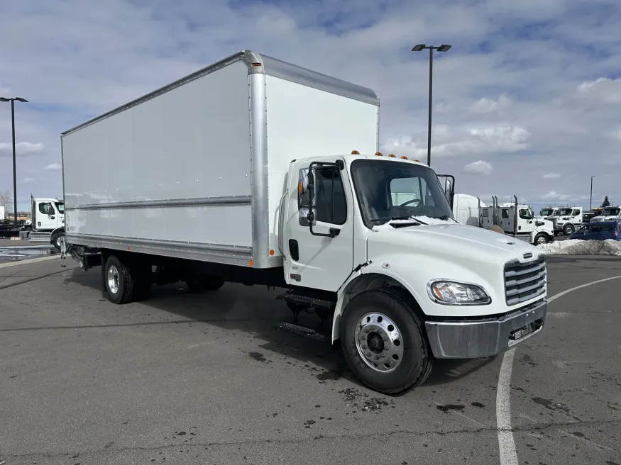 2025 Freightliner M2 106 | Photo 3 of 14