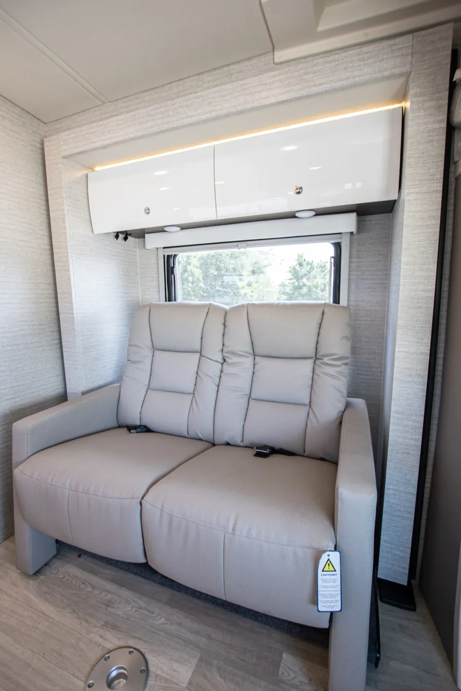 2025 Winnebago Navion 24V | Photo 8 of 17