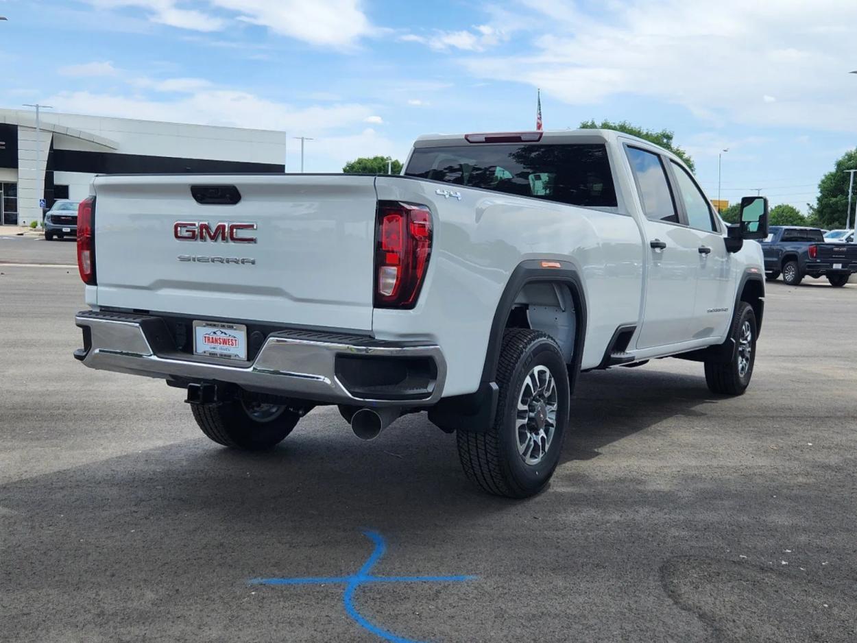 2024 GMC Sierra 3500HD Pro | Photo 2 of 25